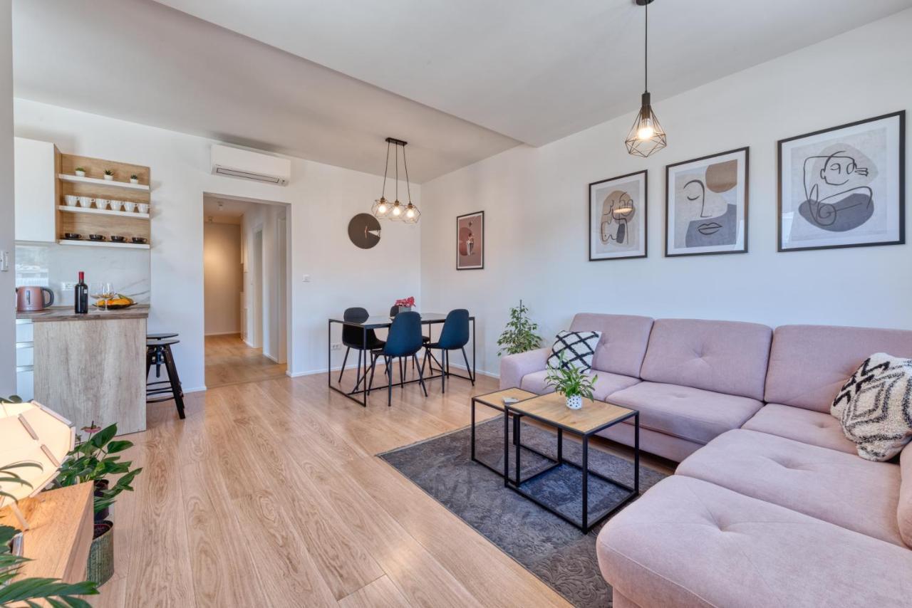 Batoni Apartment